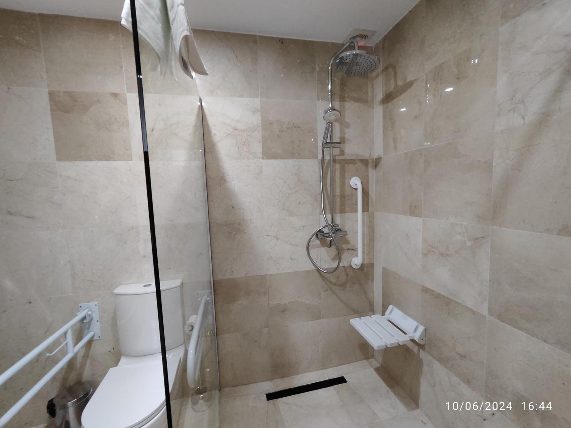 קדיז Apartamentos Luxury Playa Victoria מראה חיצוני תמונה